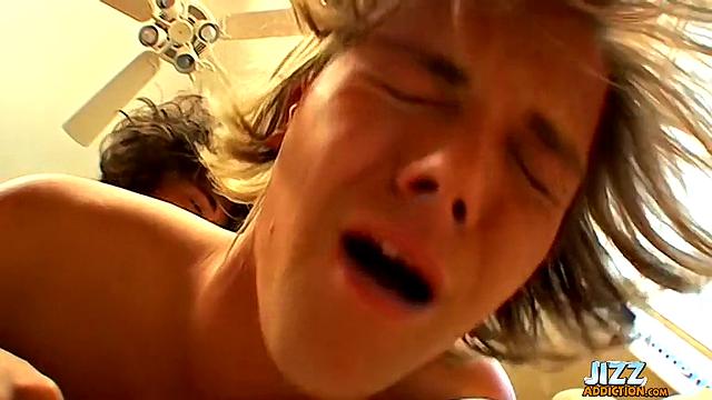 Диллон Сэмюэлс и Кайрос Кристиан: хардкорные эмо-любители спермы