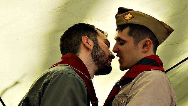 Hairy patrol DILF bangs 21yo twink under tent