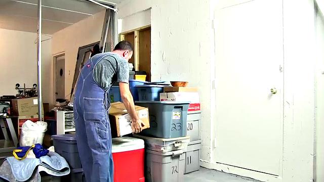 Victor Cody Stroking