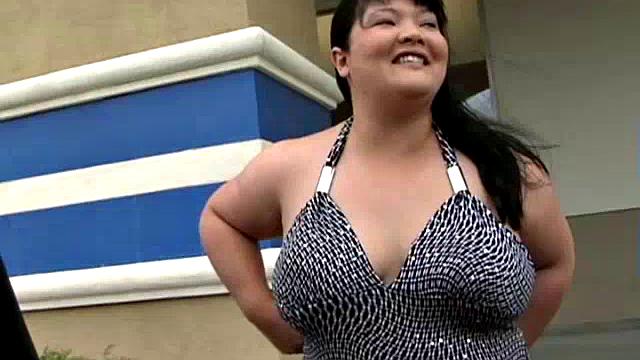 Cute BBW at the Shopping Mall