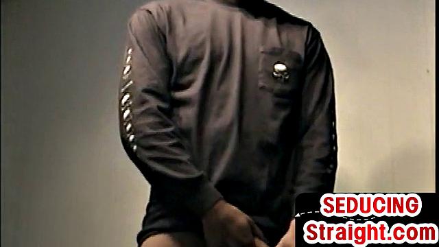 Struggling straight guy agrees going gay