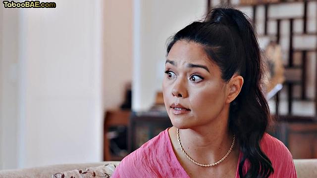 Cockhungry babes pussyfucked in 3some