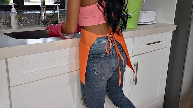 Cash-hungry Asian maid with dreadlocks takes BBC up her ass and sucks hard