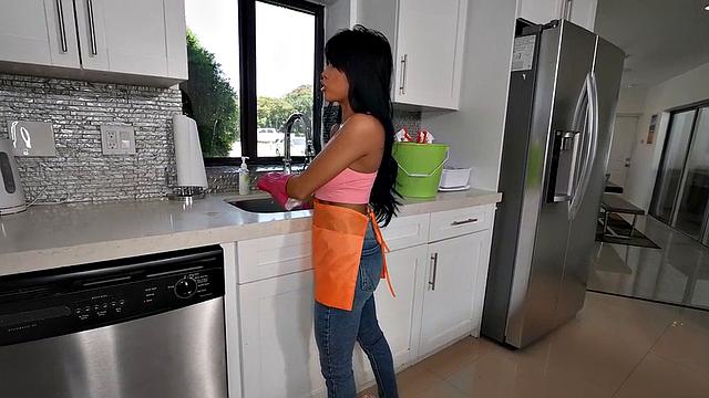 Cash-hungry Asian maid with dreadlocks takes BBC up her ass and sucks hard