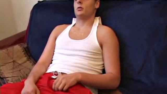 Gunner Raines Dildo Jacking