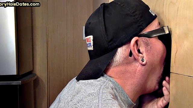 Cum-loving gloryhole DILF sucks BF's dong for mouthful of jizz