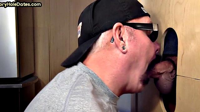 Cum-loving gloryhole DILF sucks BF's dong for mouthful of jizz