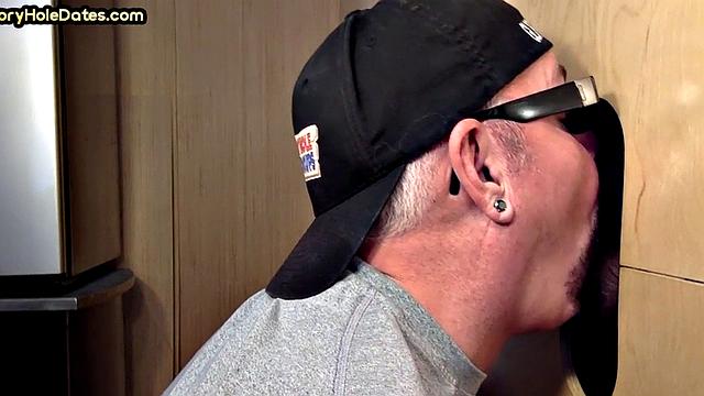 Cum-loving gloryhole DILF sucks BF's dong for mouthful of jizz