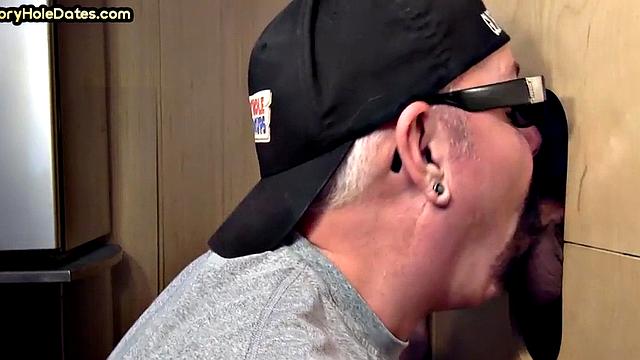 Cum-loving gloryhole DILF sucks BF's dong for mouthful of jizz