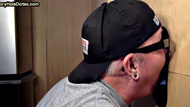 Cum-loving gloryhole DILF sucks BF's dong for mouthful of jizz