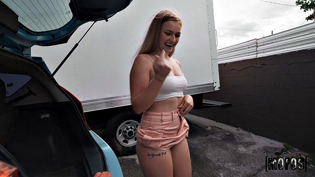 Do I Look good in this?