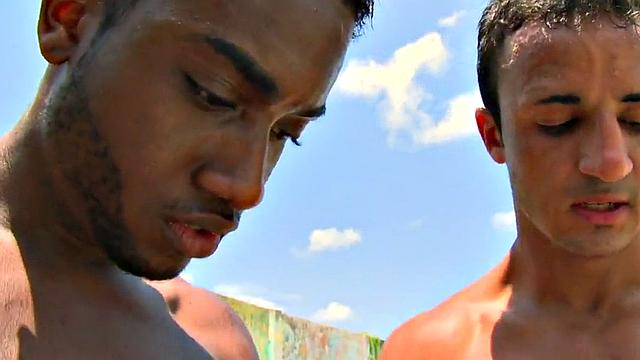 Black bottom by white jock outdoor till cumshot