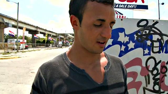 Black bottom by white jock outdoor till cumshot