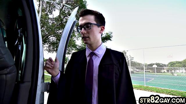 Pulled skinny cocksucked in van