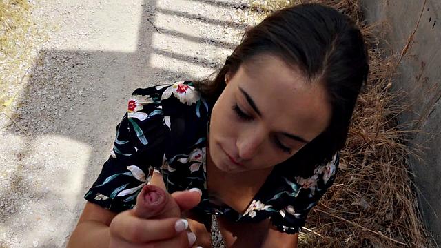 Get your girlfriend off with Bills For Your Girlfriend and watch her get pounded in reverse cowgirl POV