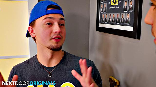 Mischievous Fratboy Tests Out Gloryhole with Sexy Twink - NextDoorStudios