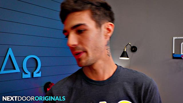 Mischievous Fratboy Tests Out Gloryhole with Sexy Twink - NextDoorStudios