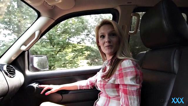 Petite Blonde POV - S1:E13