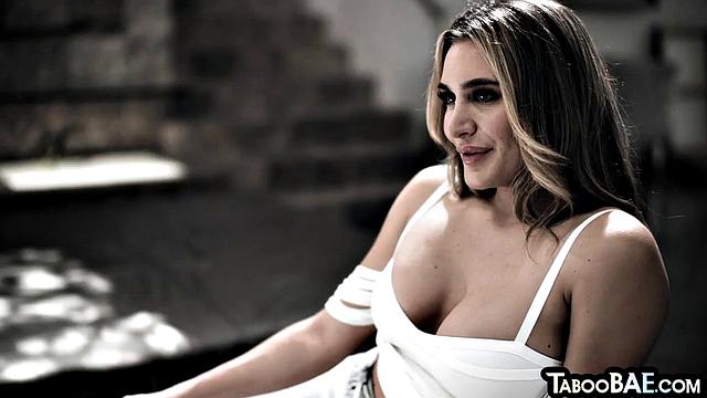 Cockhungry babe drilled in 3some