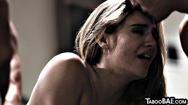 Cockhungry babe drilled in 3some