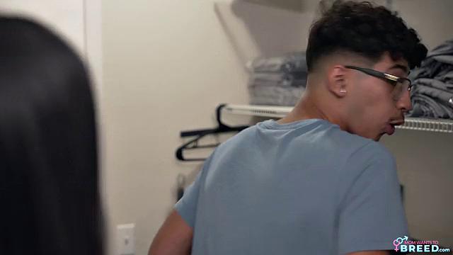 Stepmom Wants Fresh - S1:E6