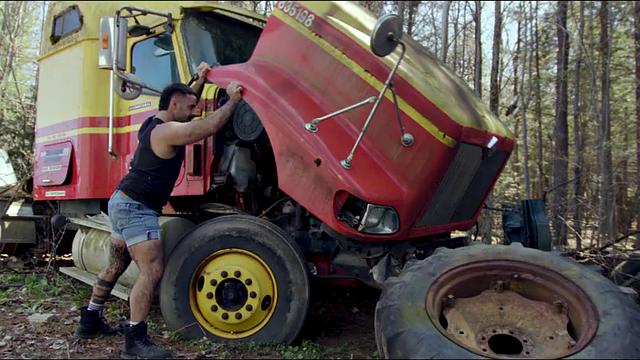 Truck Loads, Scene #03