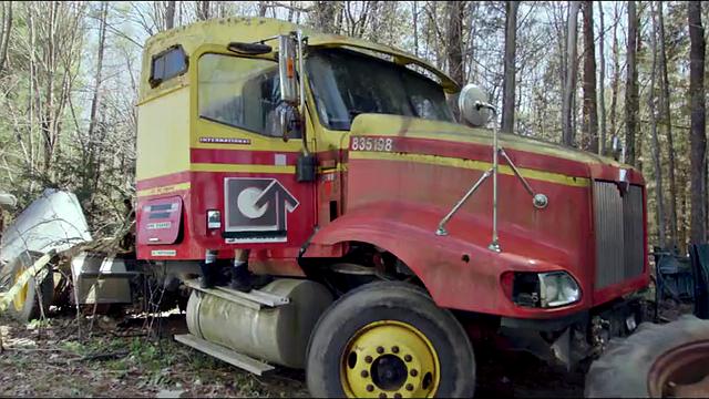 Truck Loads, Scene #03