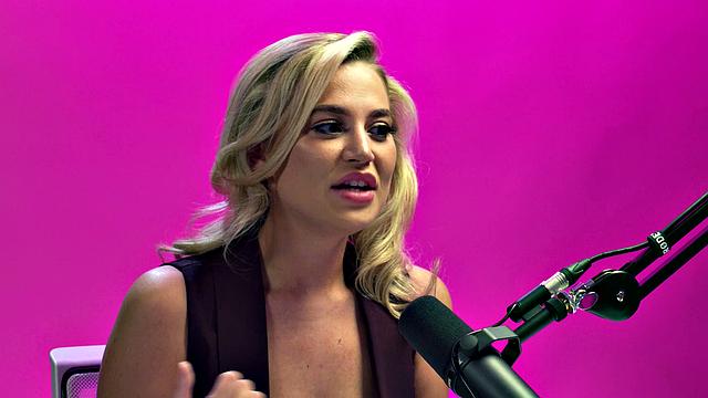 UP CLOSE - How Women Orgasm With Superb Blake Blossom! SOLO FEMALE MASTURBATION!