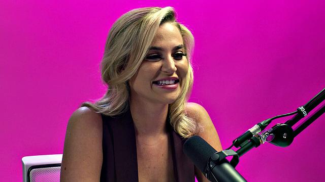 UP CLOSE - How Women Orgasm With Superb Blake Blossom! SOLO FEMALE MASTURBATION!