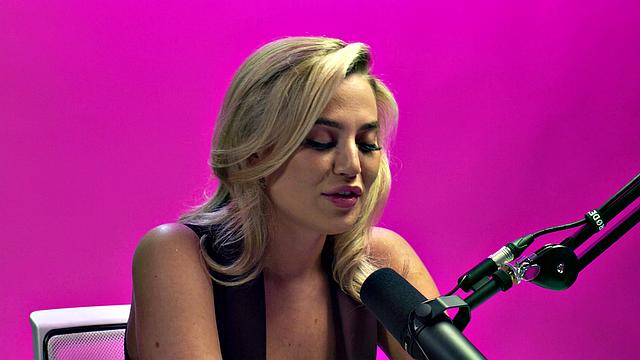 UP CLOSE - How Women Orgasm With Superb Blake Blossom! SOLO FEMALE MASTURBATION!