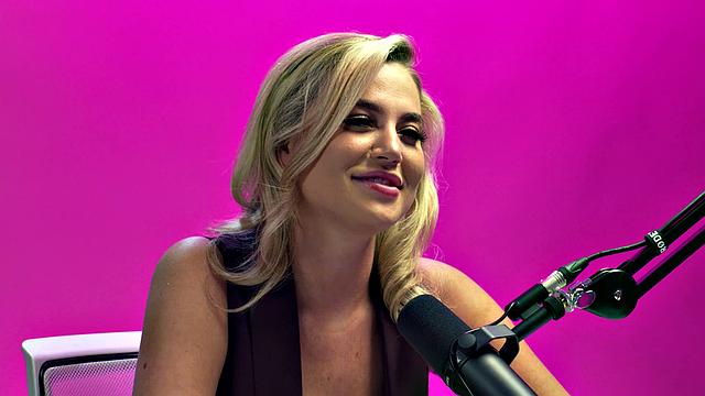 UP CLOSE - How Women Orgasm With Superb Blake Blossom! SOLO FEMALE MASTURBATION!