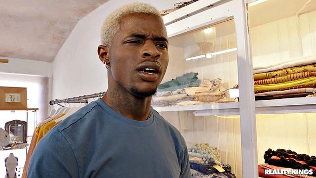 Worshipping Hazel's Hairy Armpits