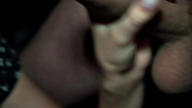 Priest seduces amateur babe for public blowjob & gets trimmed pussy pounded