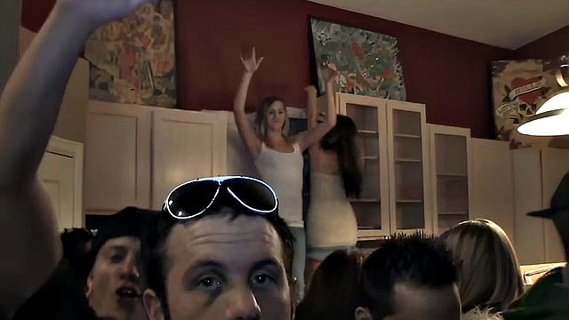 Lesbo college teen gets pussy toyed