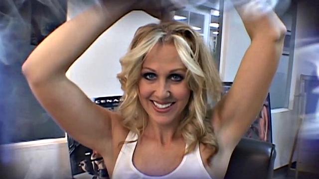 MILF Magnet: Julia Ann MILF Goddess Takes BBC