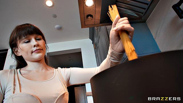 Yoga Guest Fucks Well