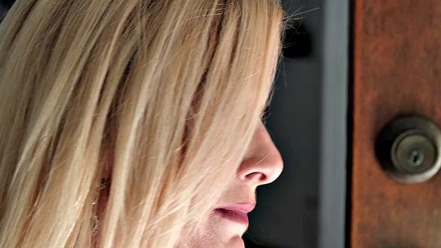 Marilyn Fucks Daughter's Boyfriend