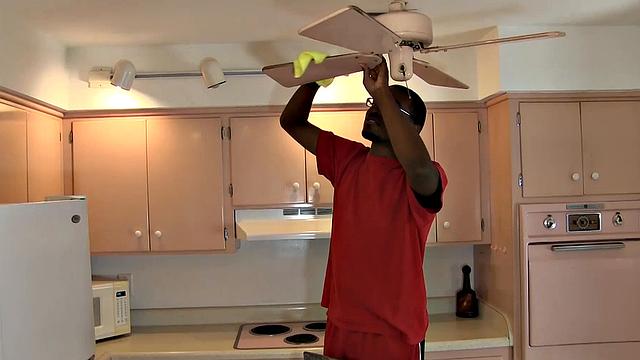 Ray Dalton Fucks Donny