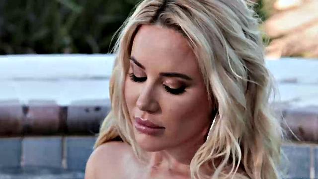 Big Tits and Big Ass Savannah Bond Strips in a Hot Tub