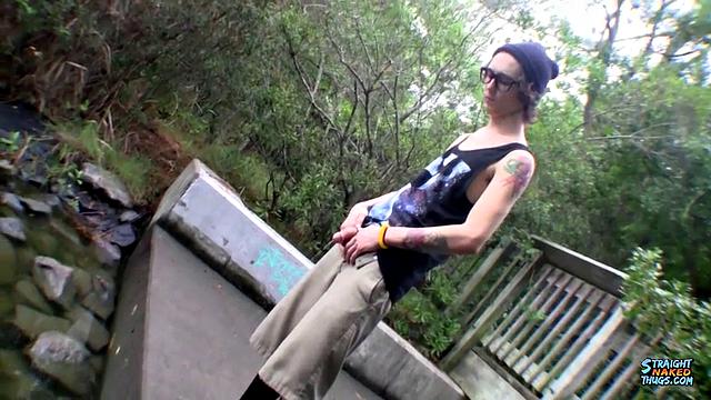 Outdoor Jerking With Straight Sean - Sean Johansen