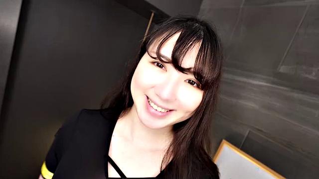 Introducing Housewife and Sex Lover Tomoko