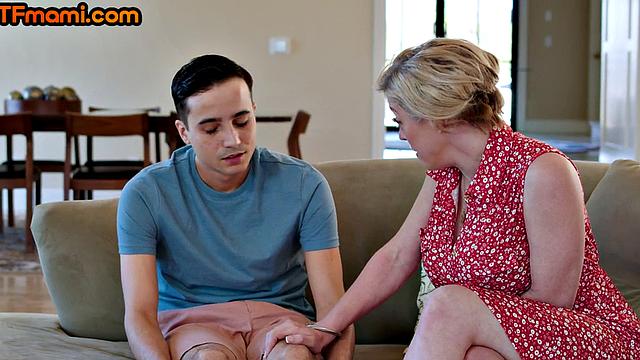 DTF tattoed stepmom riding stepsons in cowgirl