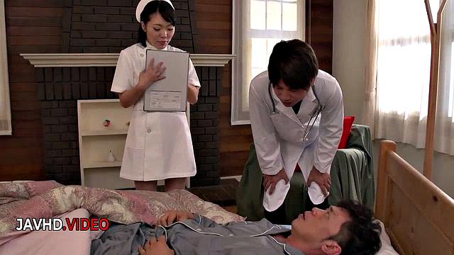 Japanese Nurse Ui Kinari Gives Hot Oral Before Intimate Action