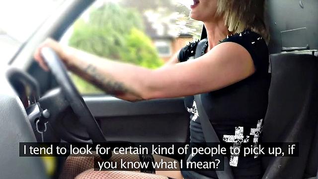 Kinky tattooed babe dominated by lesbian dominatrix in fishnets & sneakers