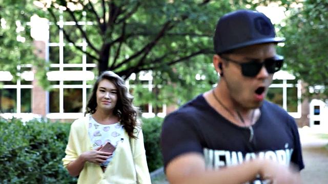 Смотри, как азиатка Энн Райс сосёт и трахается со своим парнем