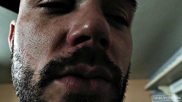 Тренер доводит подопечного до экстаза страстным риммингом