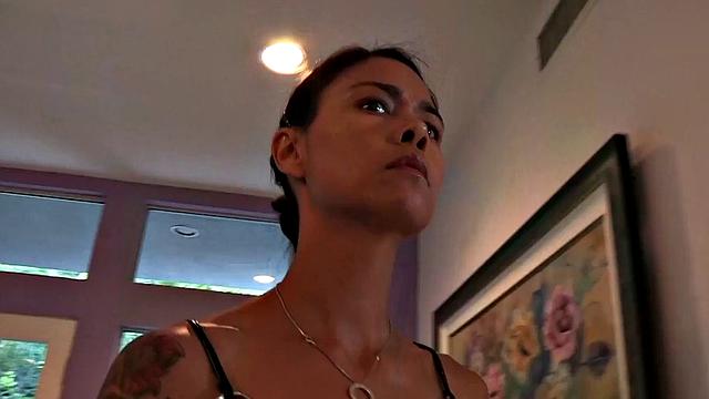 SSEXY MOMMA - Mistress Dana Takes Control of AnnaBella