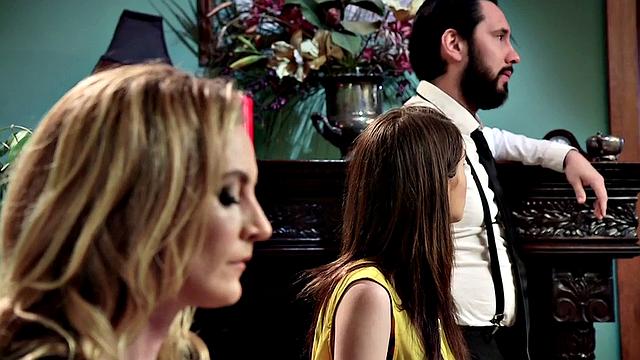 Dom fucking bdsm submissives in trio while sub pussylicks