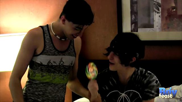 Chris Segewick Pounds Lucky Jake! - Hung Twink Chris and Jake Diaante