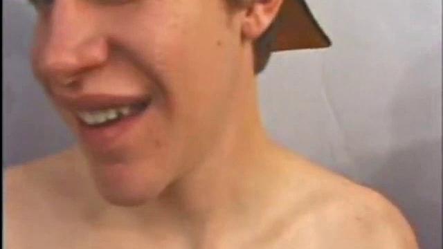 Str8 Skater Sucks Off 2 Men